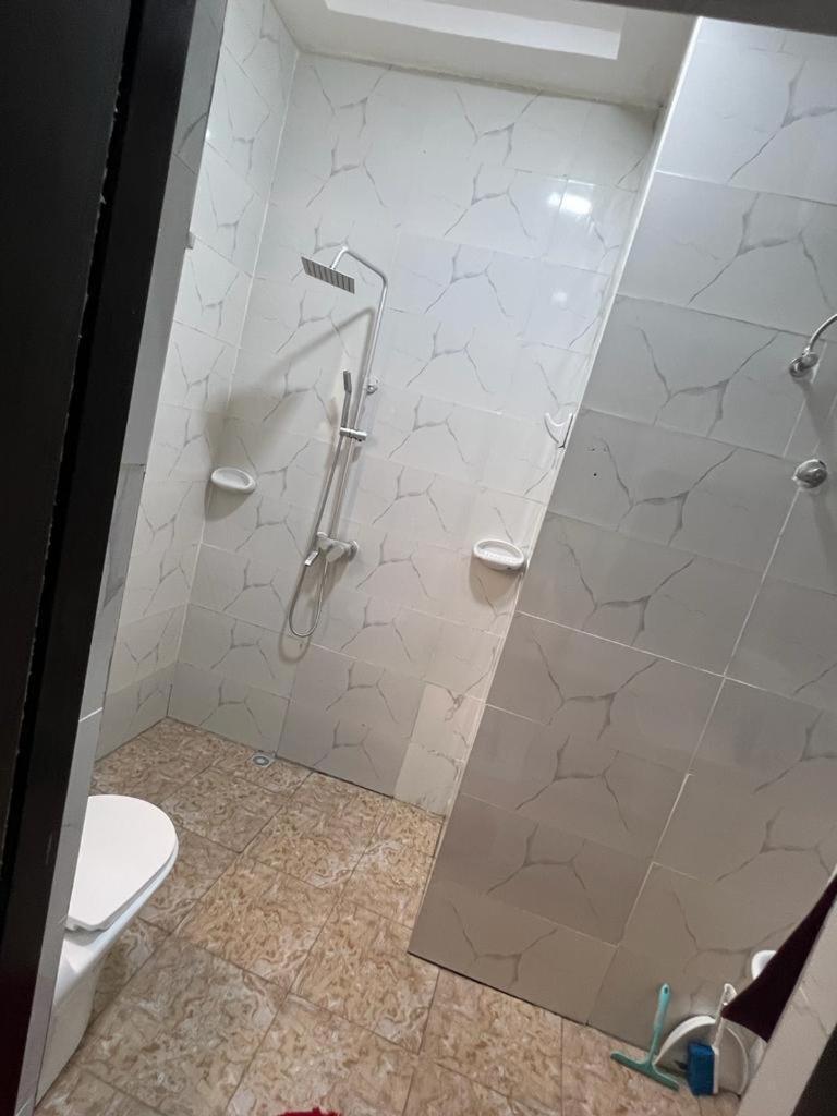 Fowaa Lux Panzió Tema Kültér fotó